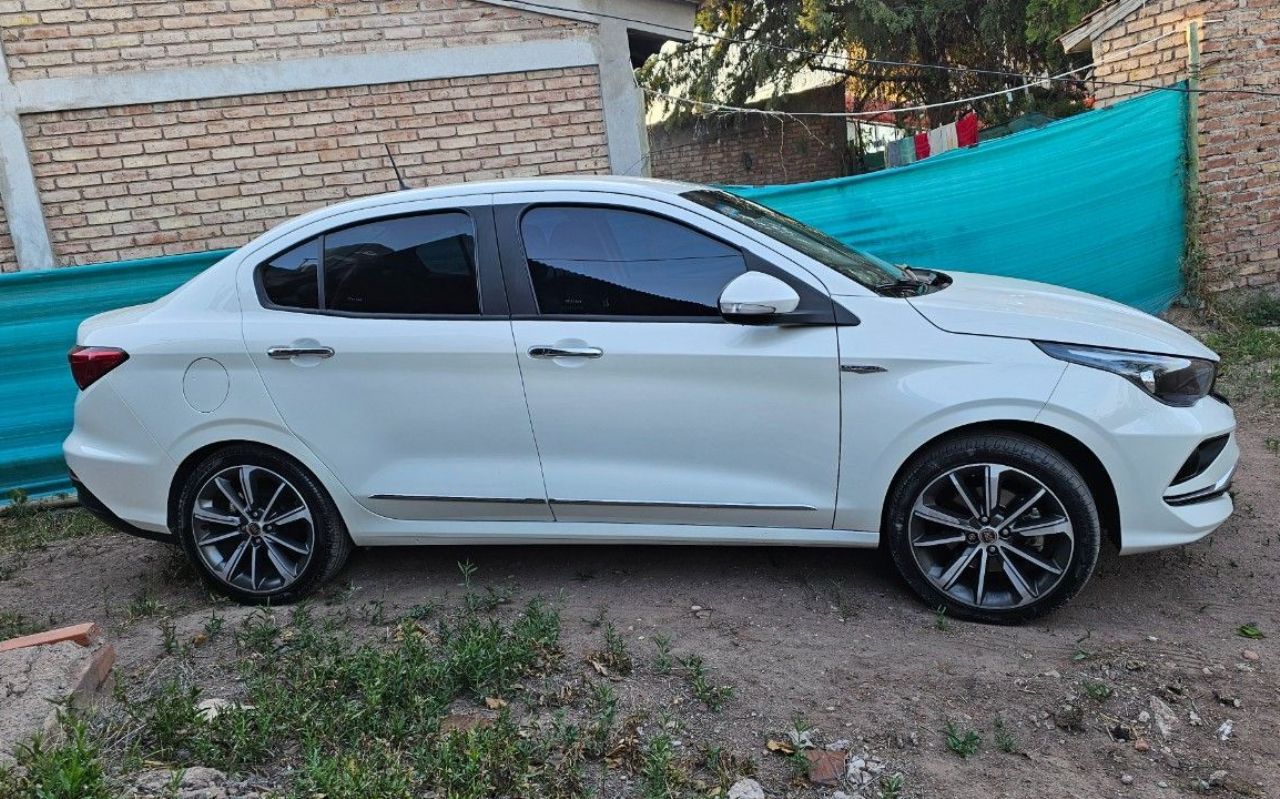 Fiat Cronos Usado en Mendoza, deRuedas