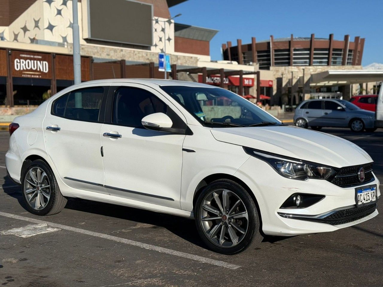 Fiat Cronos Usado en Mendoza, deRuedas