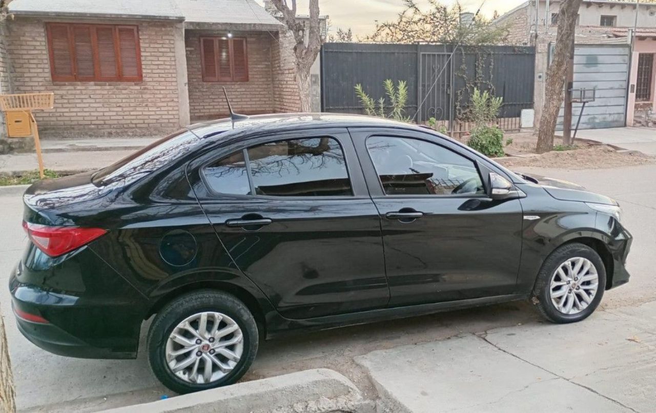 Fiat Cronos Usado en Mendoza, deRuedas