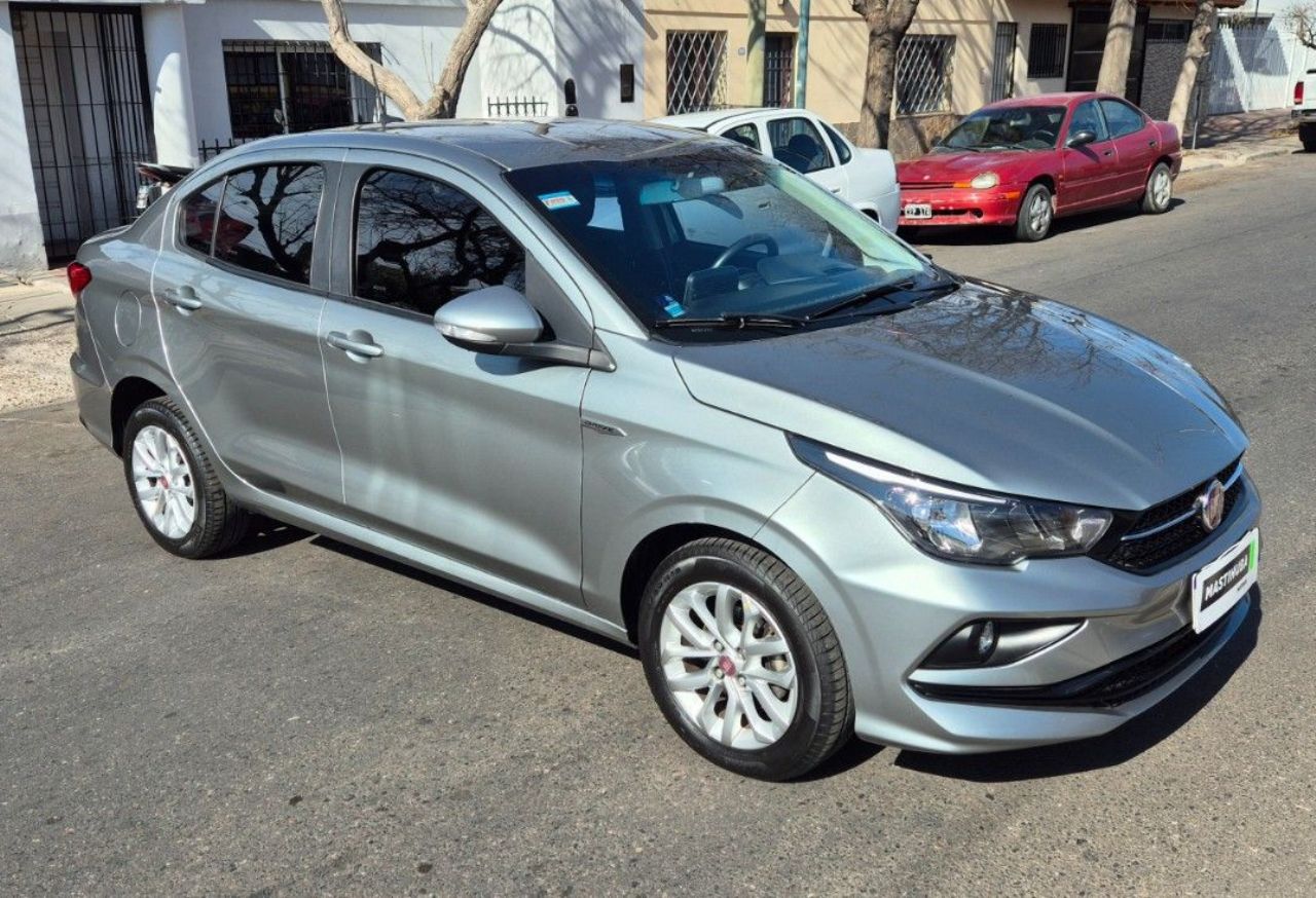 Fiat Cronos Usado Financiado en Mendoza, deRuedas