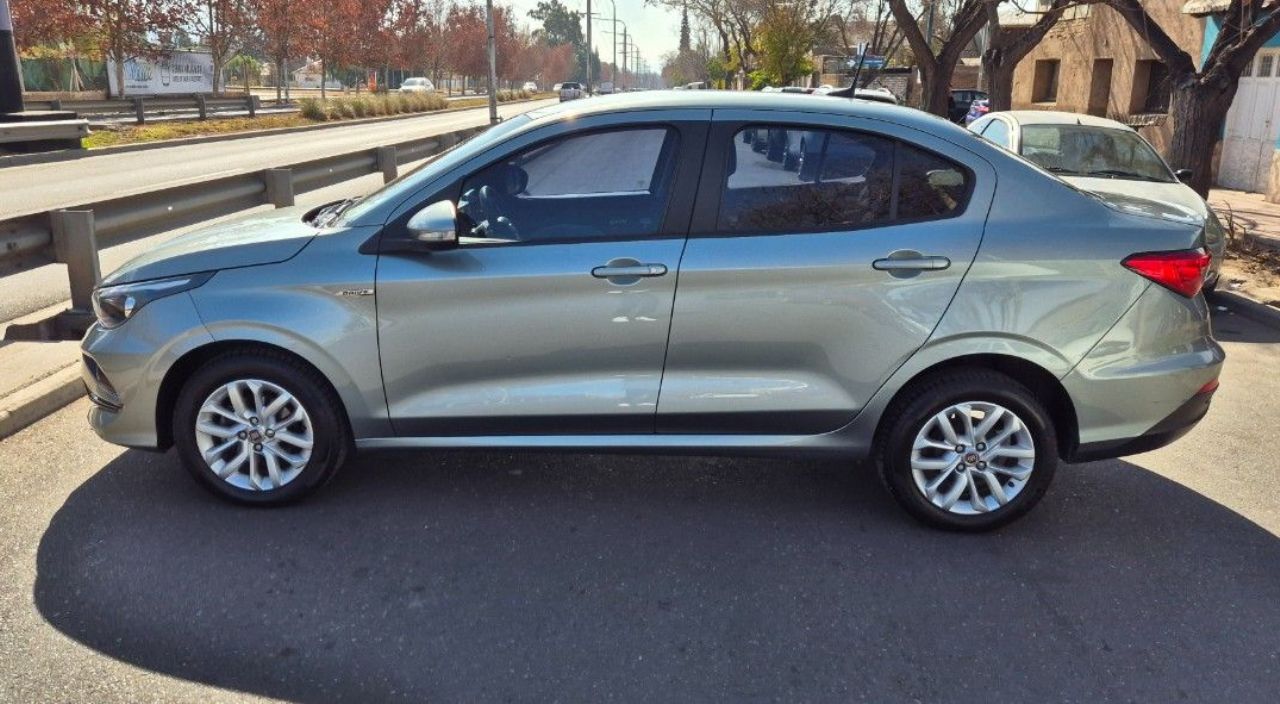 Fiat Cronos Usado Financiado en Mendoza, deRuedas