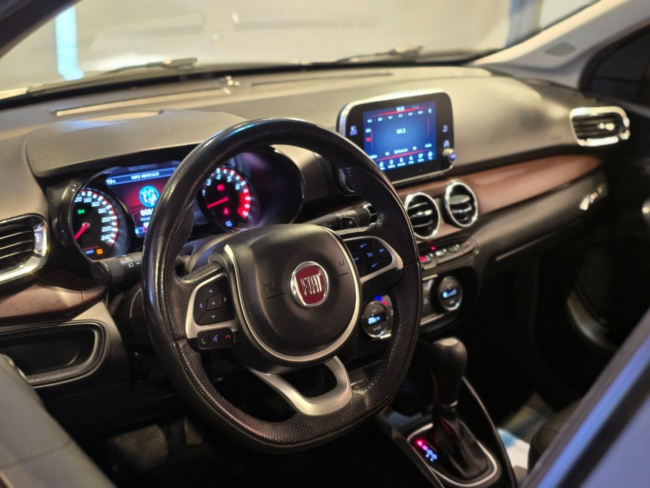Fiat Cronos Usado Financiado en Córdoba, deRuedas