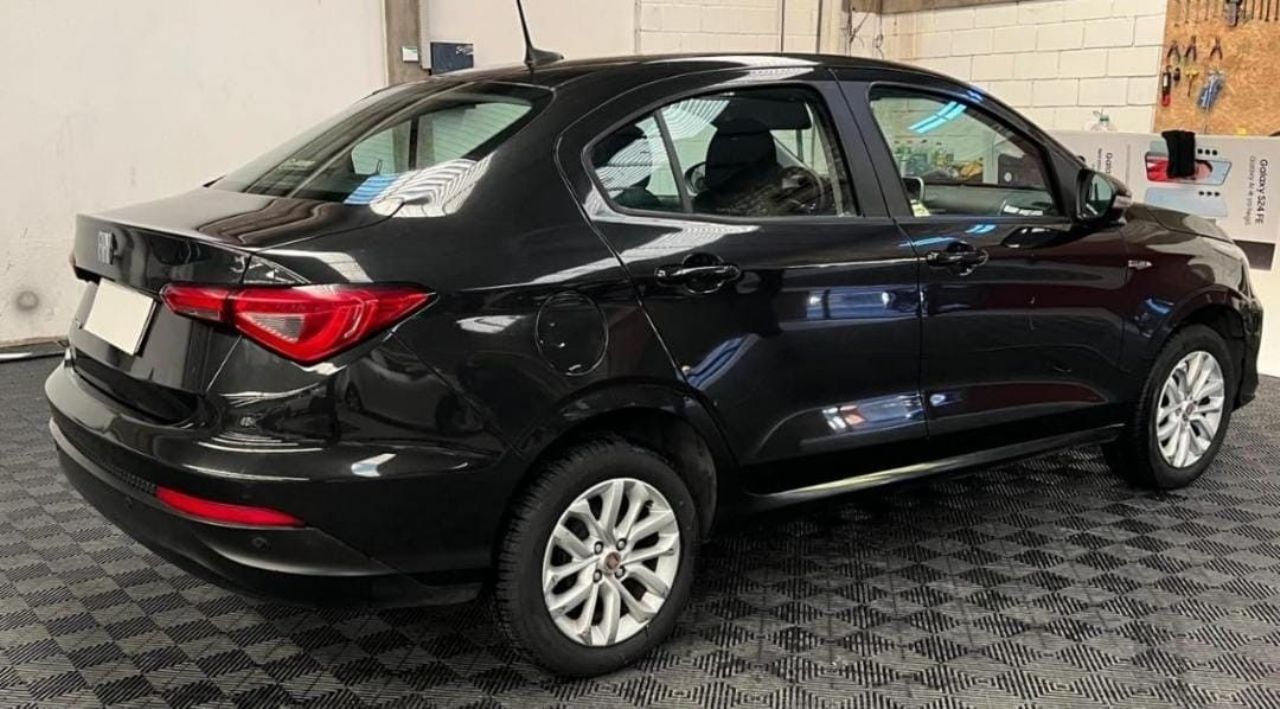 Fiat Cronos Usado Financiado en Córdoba, deRuedas