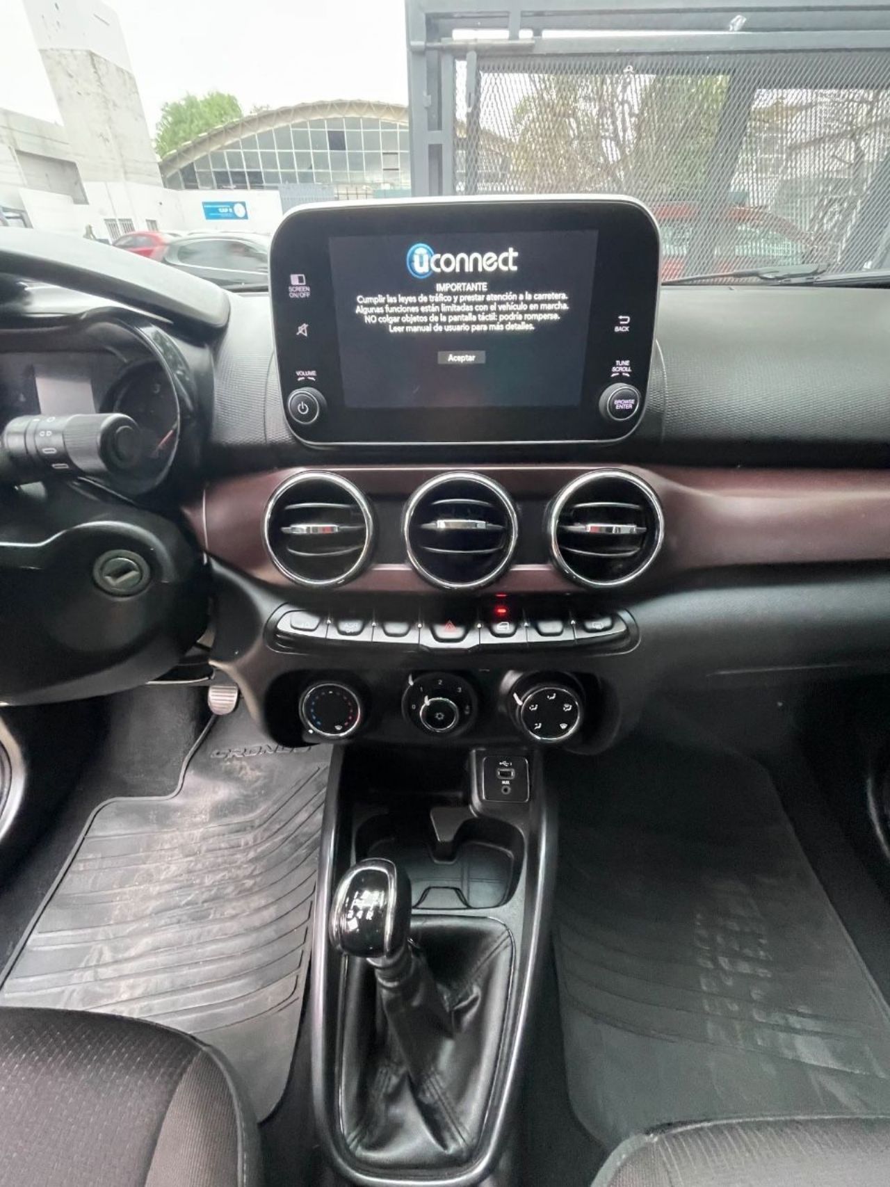 Fiat Cronos Usado Financiado en Córdoba, deRuedas