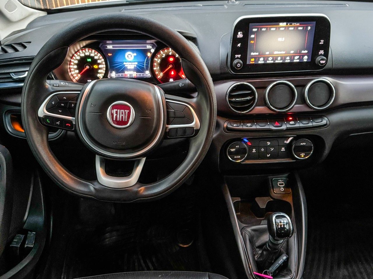 Fiat Cronos Usado Financiado en Córdoba, deRuedas