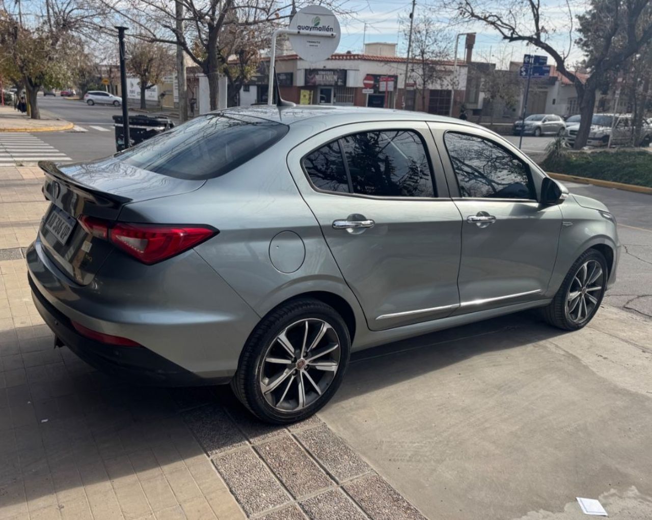 Fiat Cronos Usado Financiado en Mendoza, deRuedas