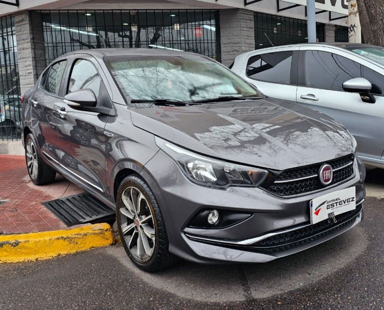 Fiat Cronos Usado Financiado en Mendoza, deRuedas