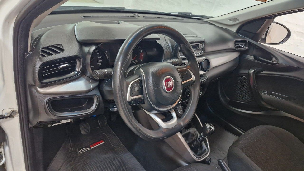 Fiat Cronos Usado Financiado en Mendoza, deRuedas