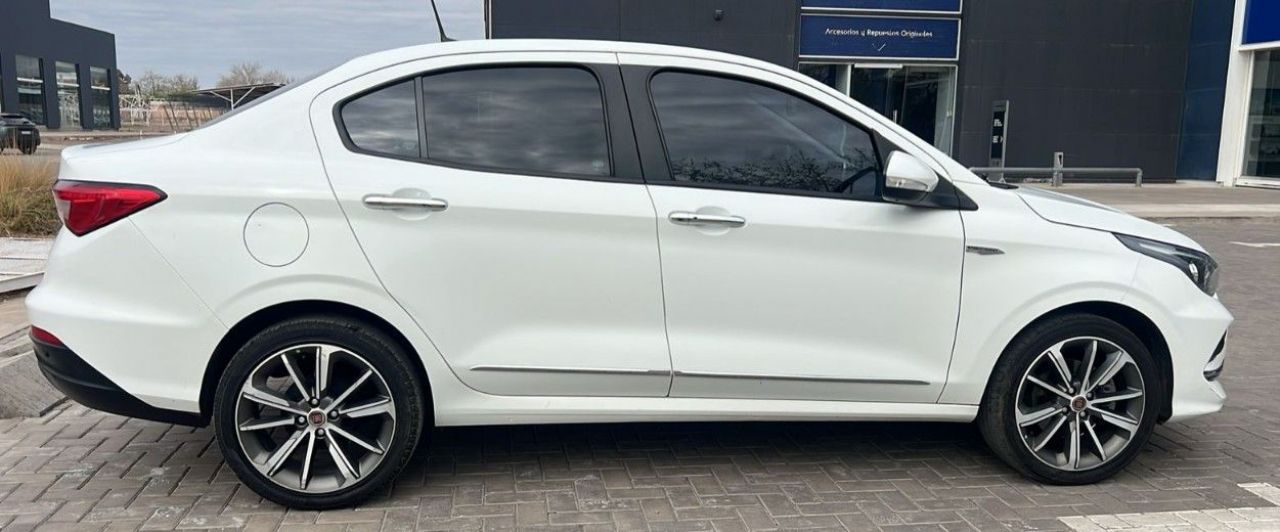 Fiat Cronos Usado en Mendoza, deRuedas