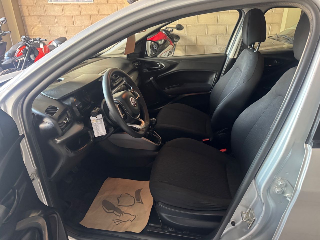 Fiat Cronos Usado Financiado en Mendoza, deRuedas