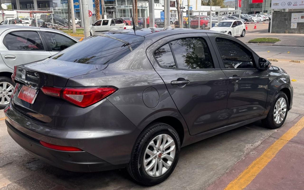 Fiat Cronos Usado en Mendoza, deRuedas