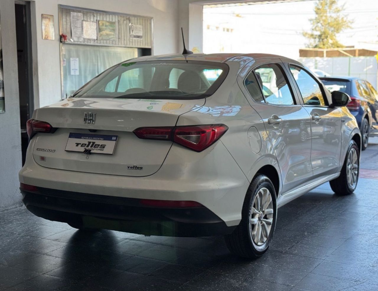 Fiat Cronos Usado Financiado en San Juan, deRuedas