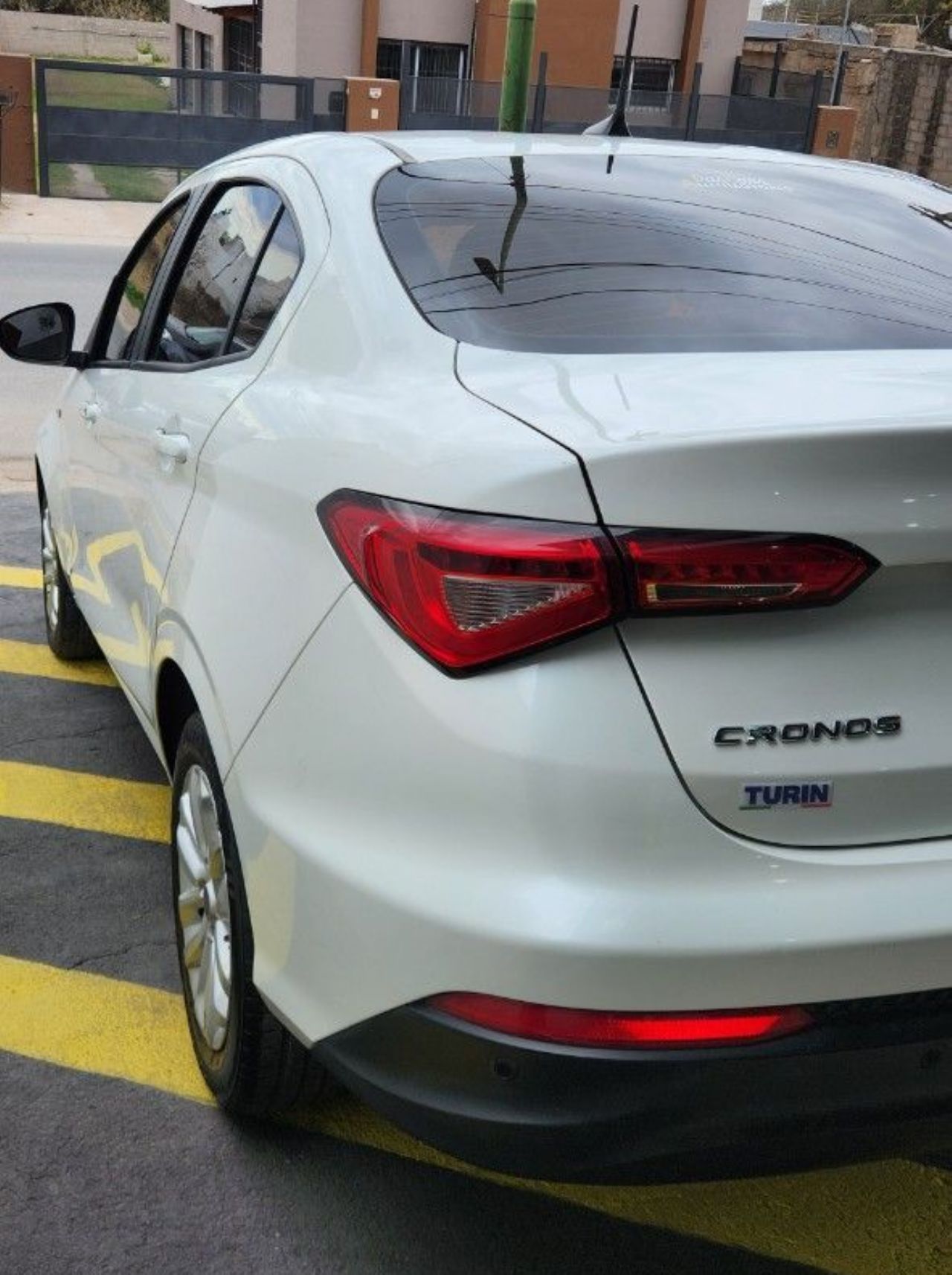 Fiat Cronos Usado Financiado en Córdoba, deRuedas