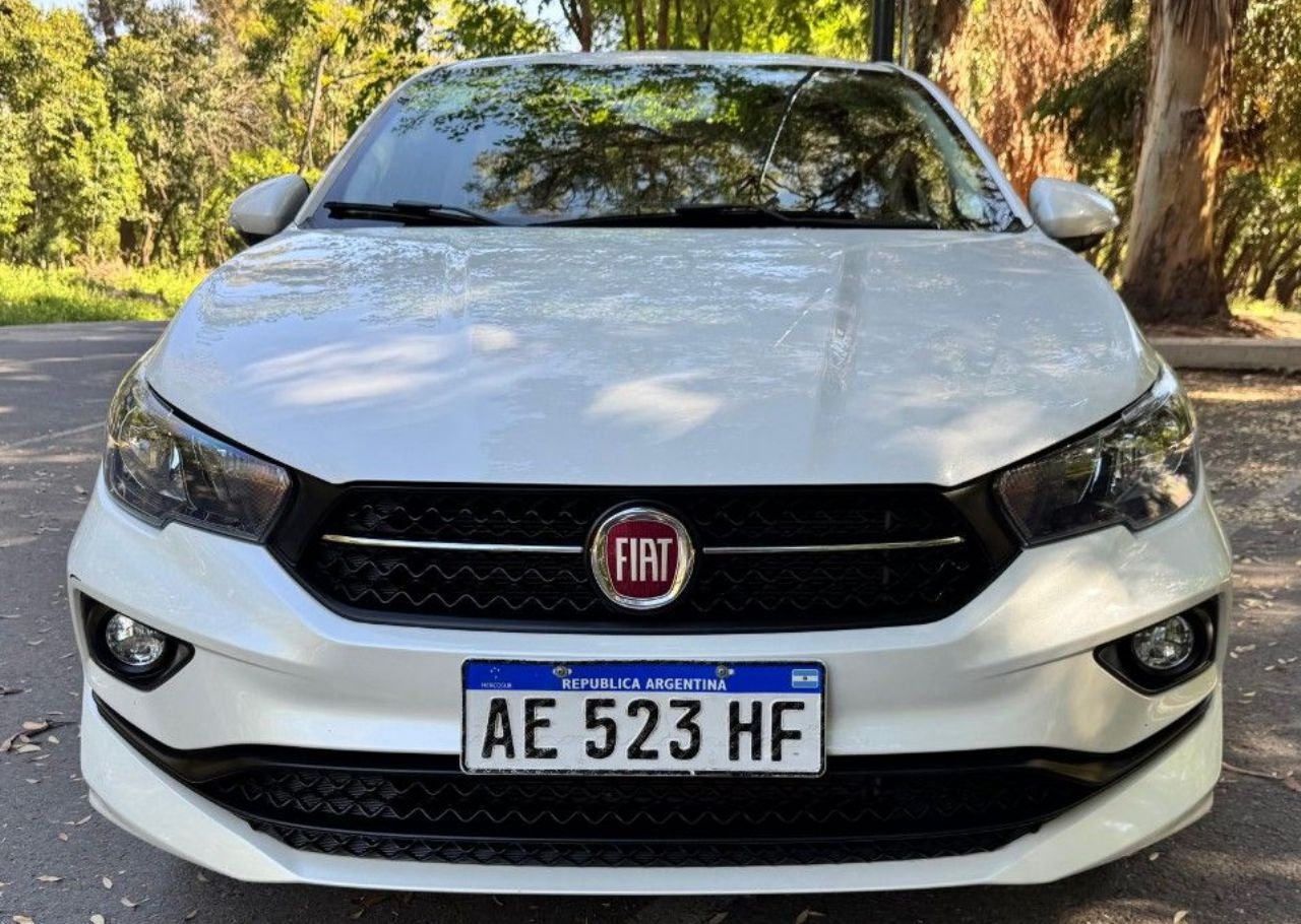 Fiat Cronos Usado Financiado en Mendoza, deRuedas