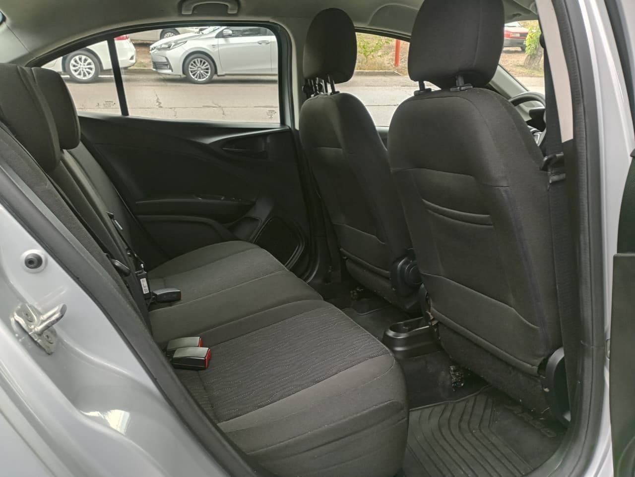 Fiat Cronos Usado Financiado en Mendoza, deRuedas