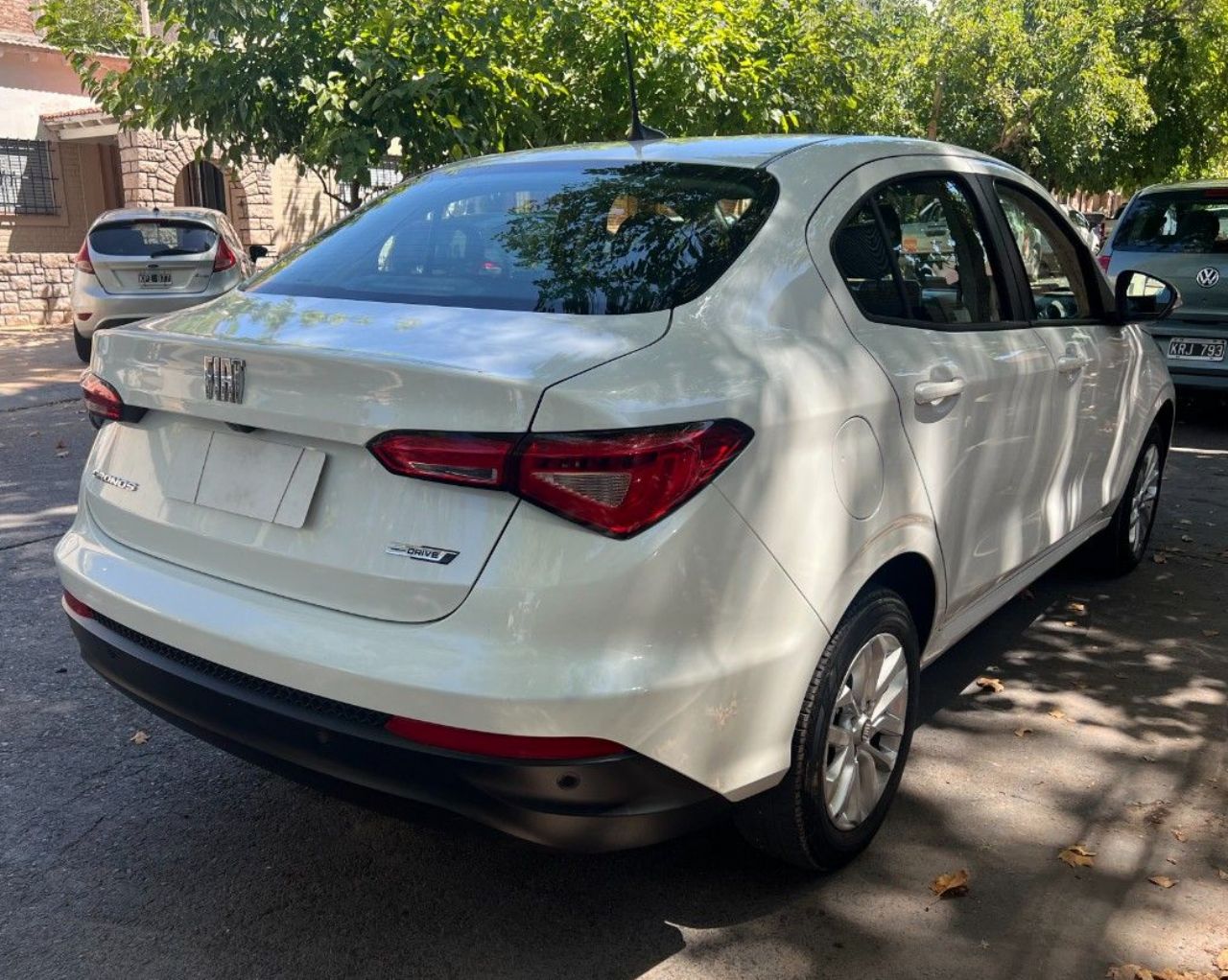 Fiat Cronos Usado Financiado en Mendoza, deRuedas