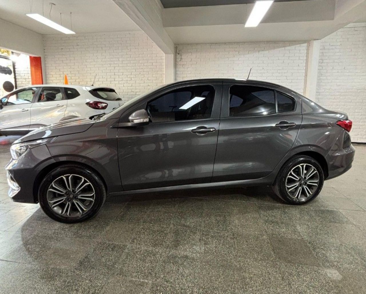 Fiat Cronos Usado Financiado en Mendoza, deRuedas