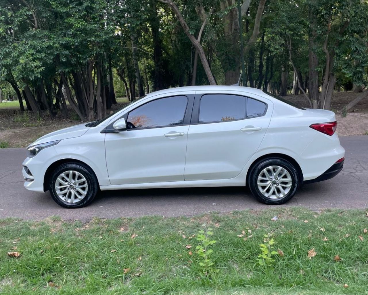 Fiat Cronos Usado en Mendoza, deRuedas