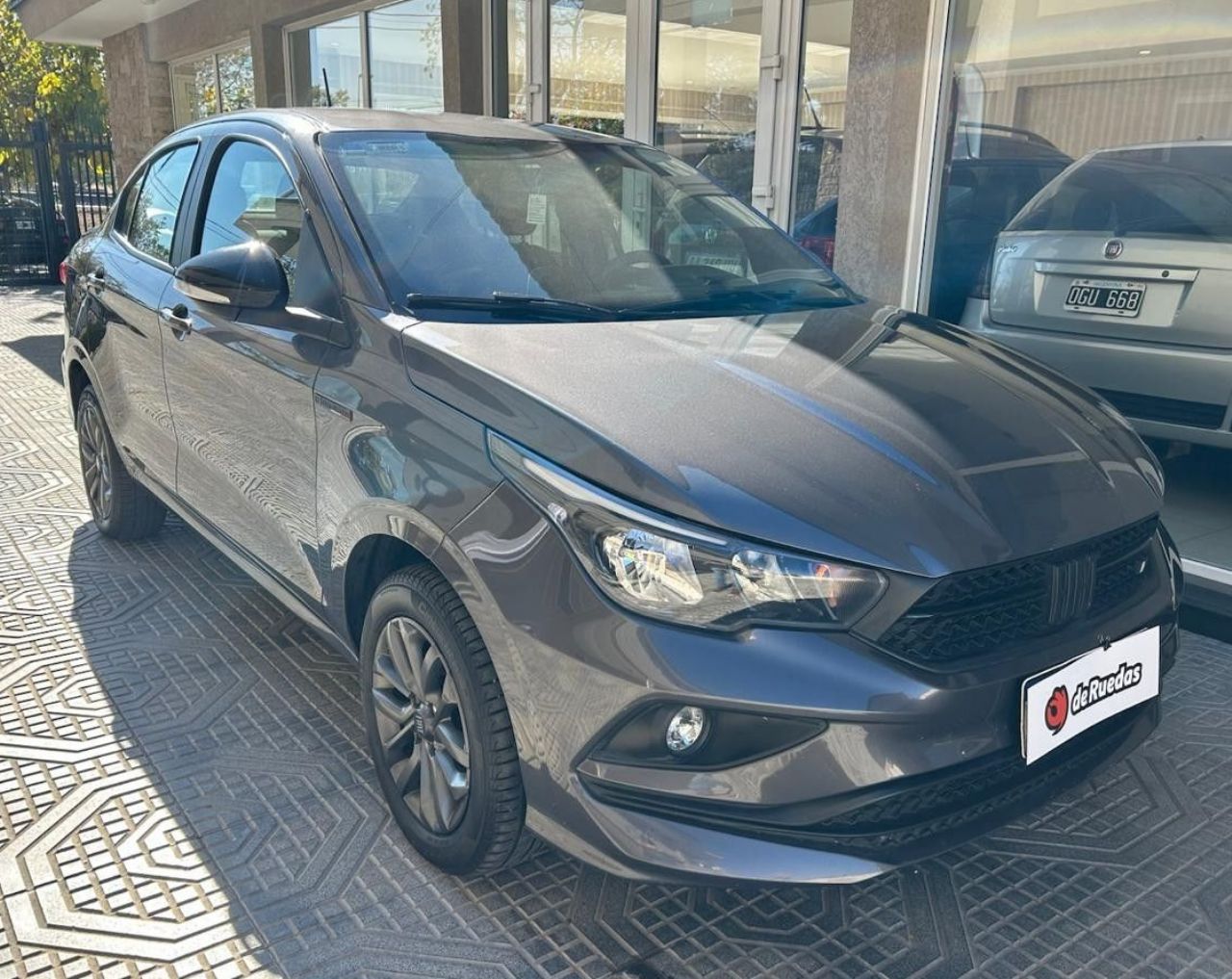Fiat Cronos Usado Financiado en Mendoza, deRuedas