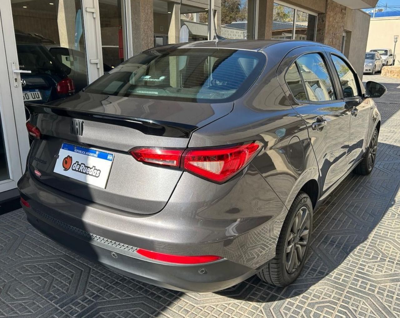 Fiat Cronos Usado Financiado en Mendoza, deRuedas