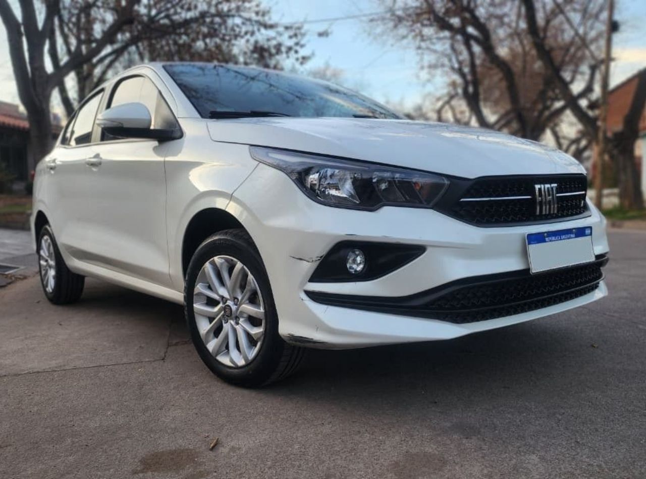 Fiat Cronos Usado Financiado en Mendoza, deRuedas