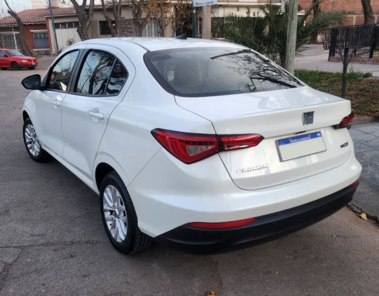 Fiat Cronos Usado Financiado en Mendoza, deRuedas