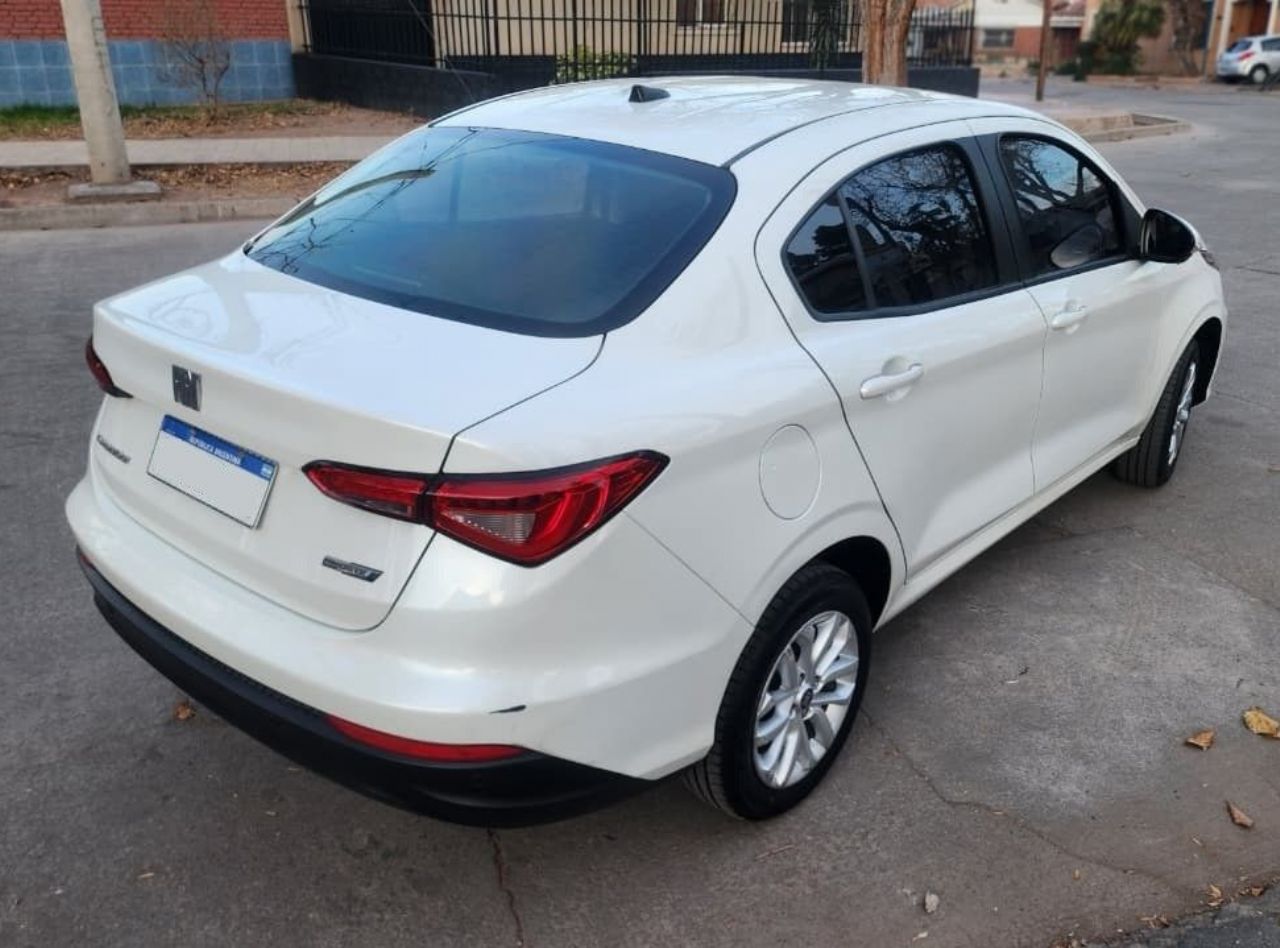 Fiat Cronos Usado Financiado en Mendoza, deRuedas