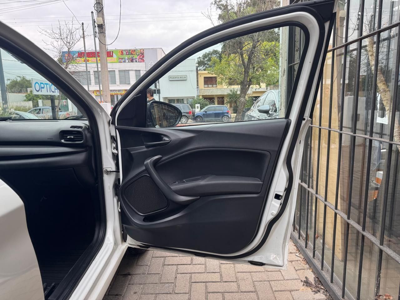 Fiat Cronos Usado Financiado en Córdoba, deRuedas