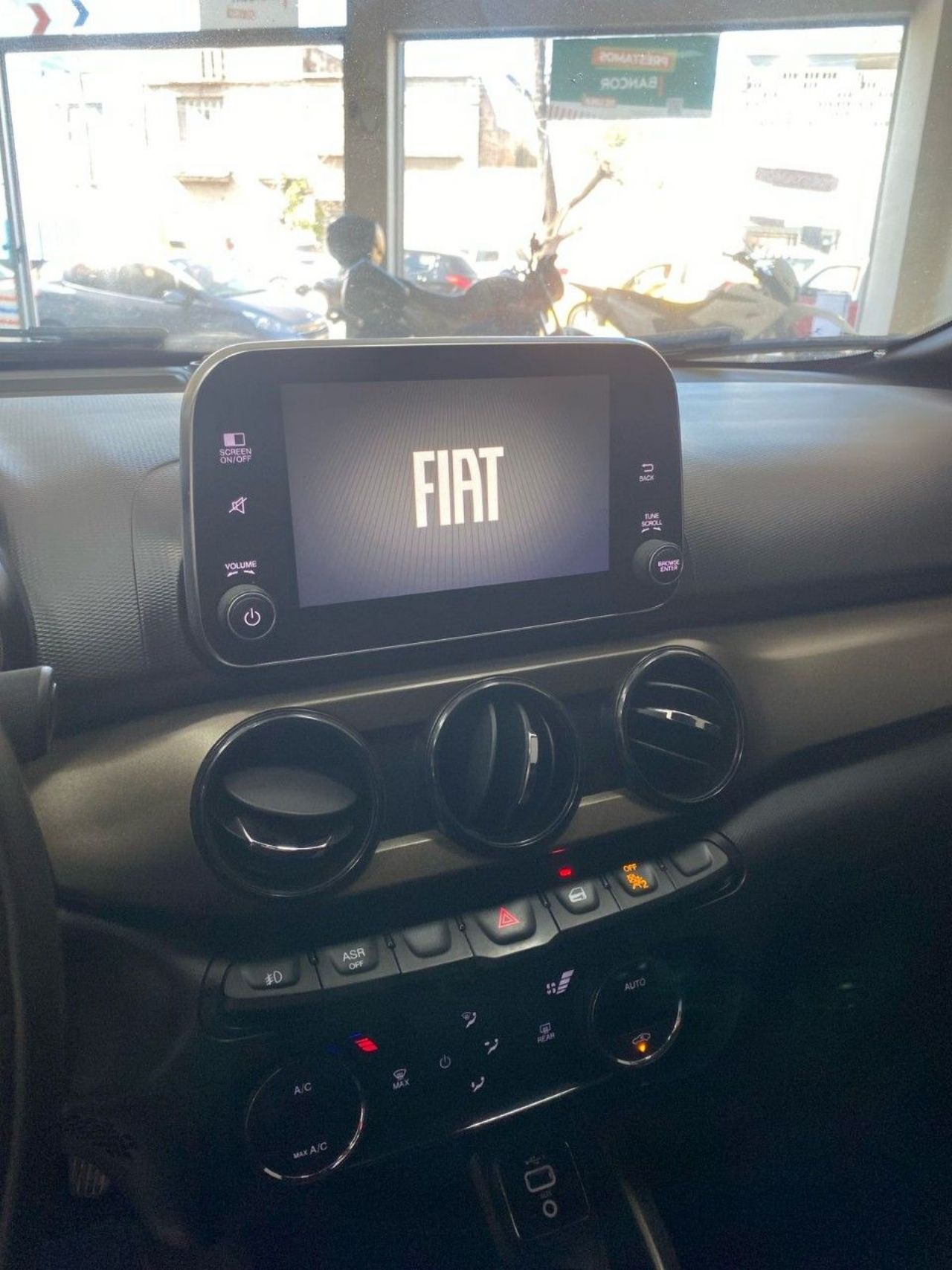Fiat Cronos Usado Financiado en Córdoba, deRuedas