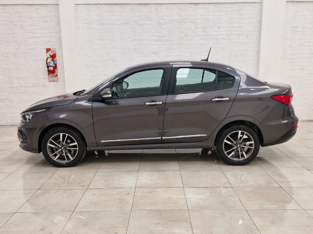 Fiat Cronos Usado Financiado en Mendoza, deRuedas