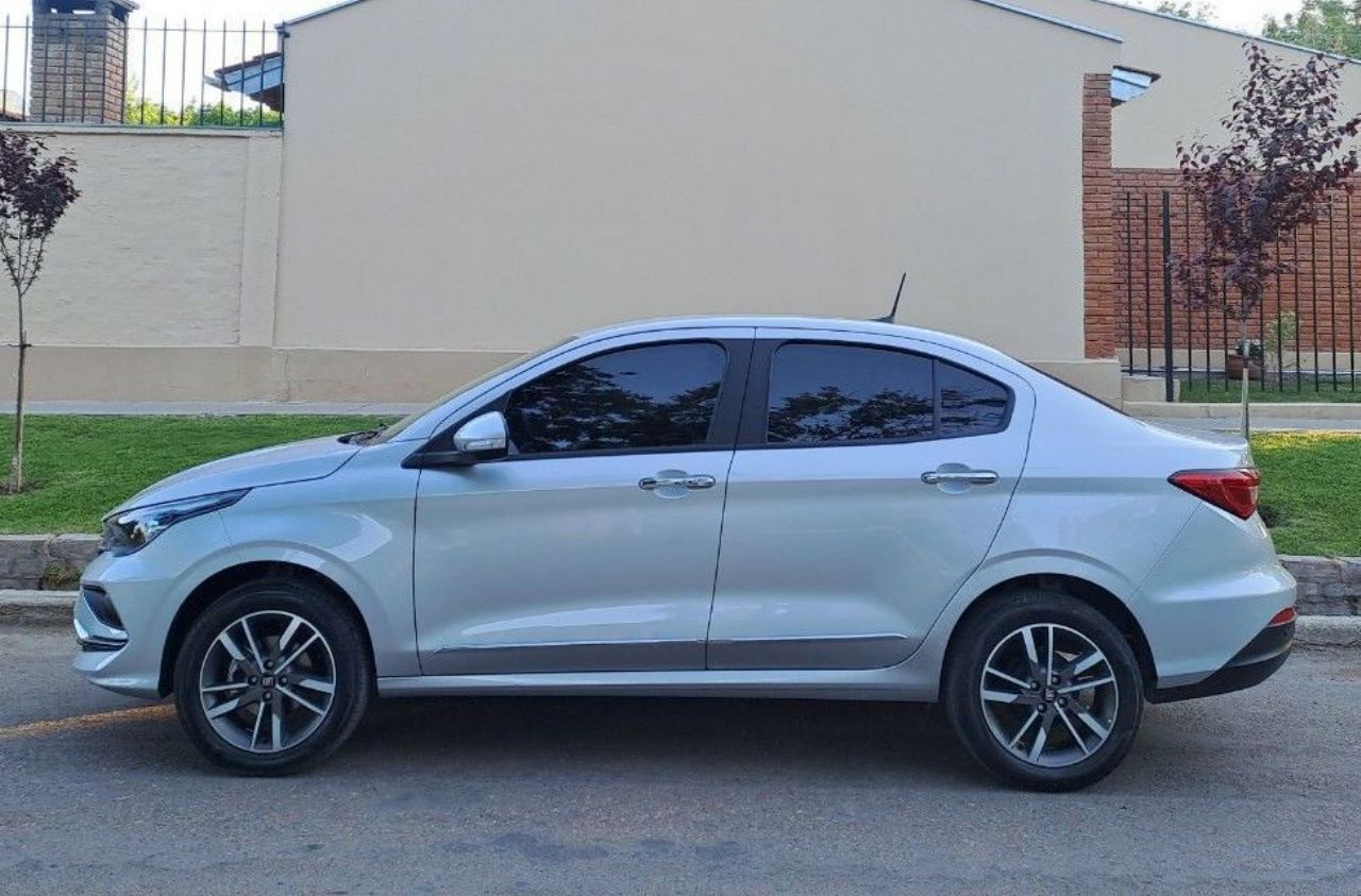 Fiat Cronos Usado en Mendoza, deRuedas