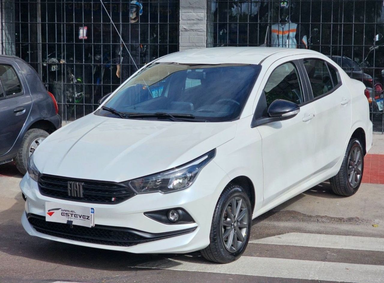 Fiat Cronos Usado Financiado en Mendoza, deRuedas