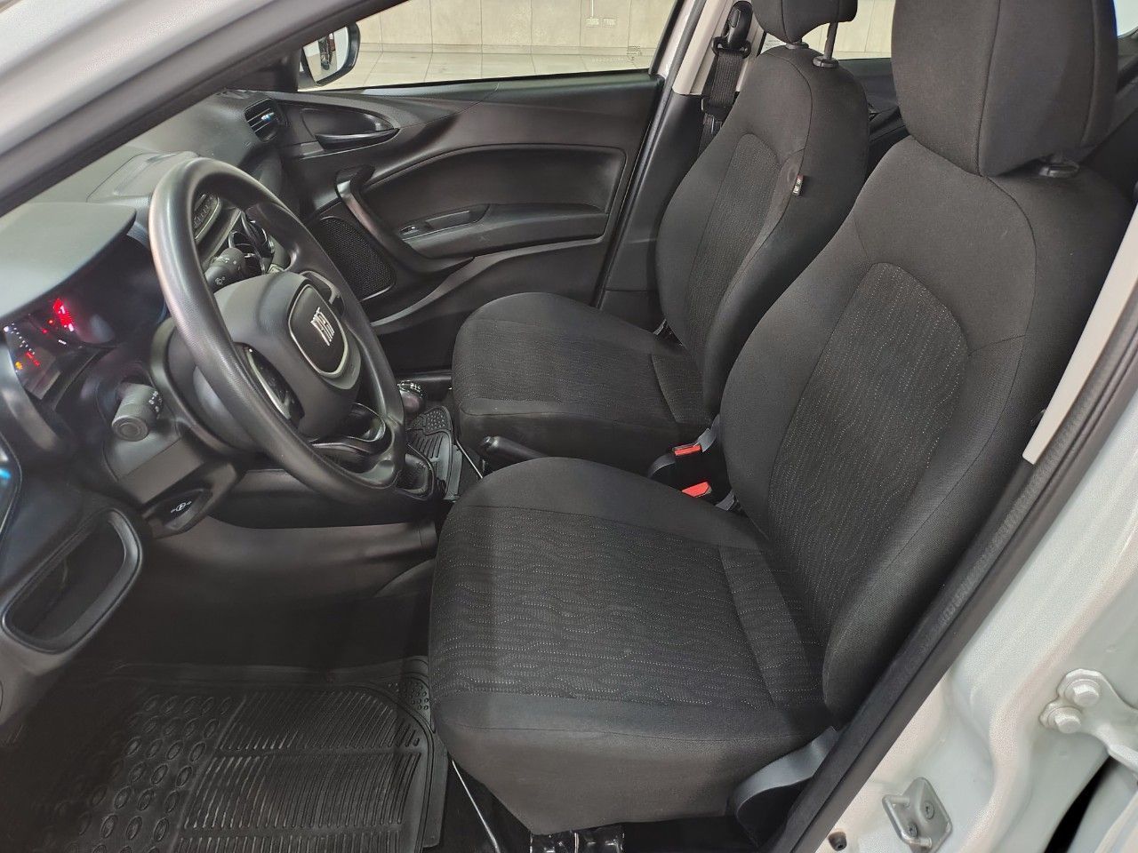 Fiat Cronos Usado Financiado en Mendoza, deRuedas