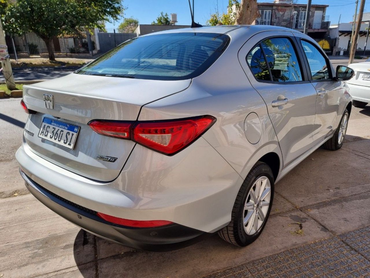 Fiat Cronos Usado Financiado en Mendoza, deRuedas
