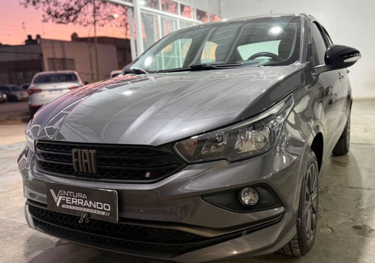 Fiat Cronos Usado Financiado en Mendoza, deRuedas