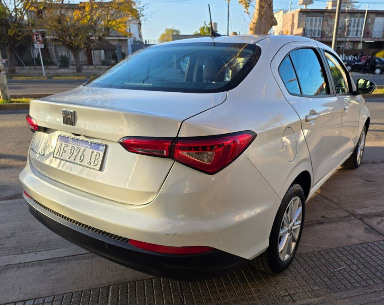 Fiat Cronos Usado Financiado en Mendoza, deRuedas
