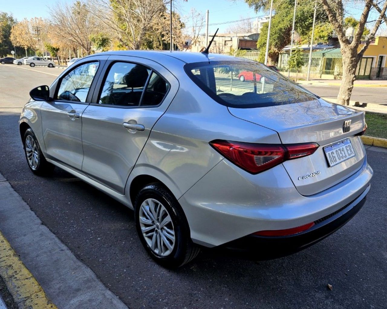 Fiat Cronos Usado Financiado en Mendoza, deRuedas