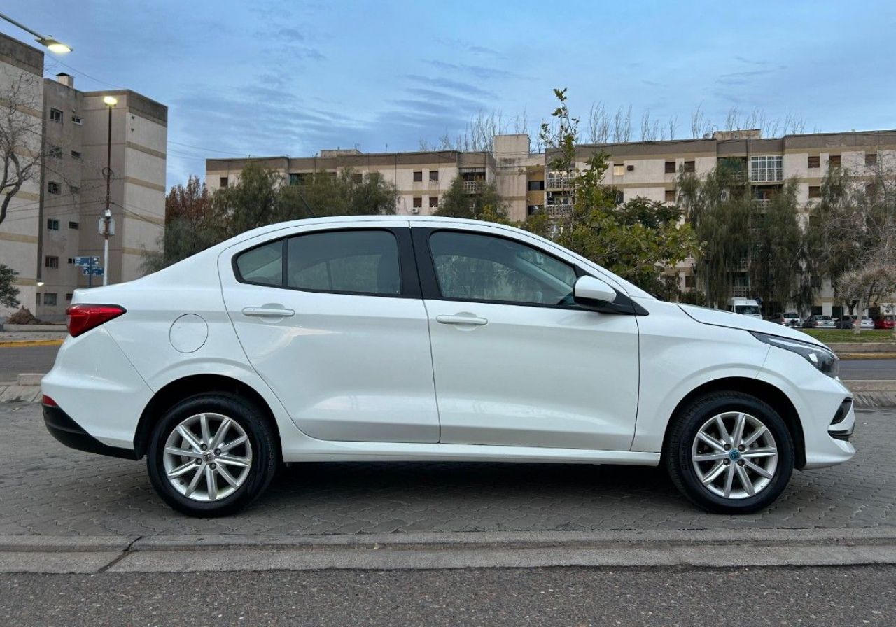 Fiat Cronos Usado Financiado en Mendoza, deRuedas