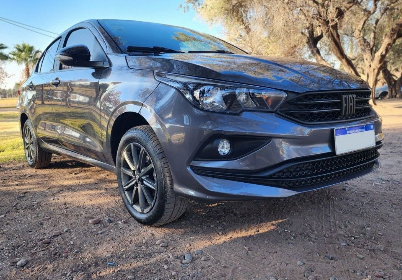 Fiat Cronos Usado Financiado en Mendoza, deRuedas