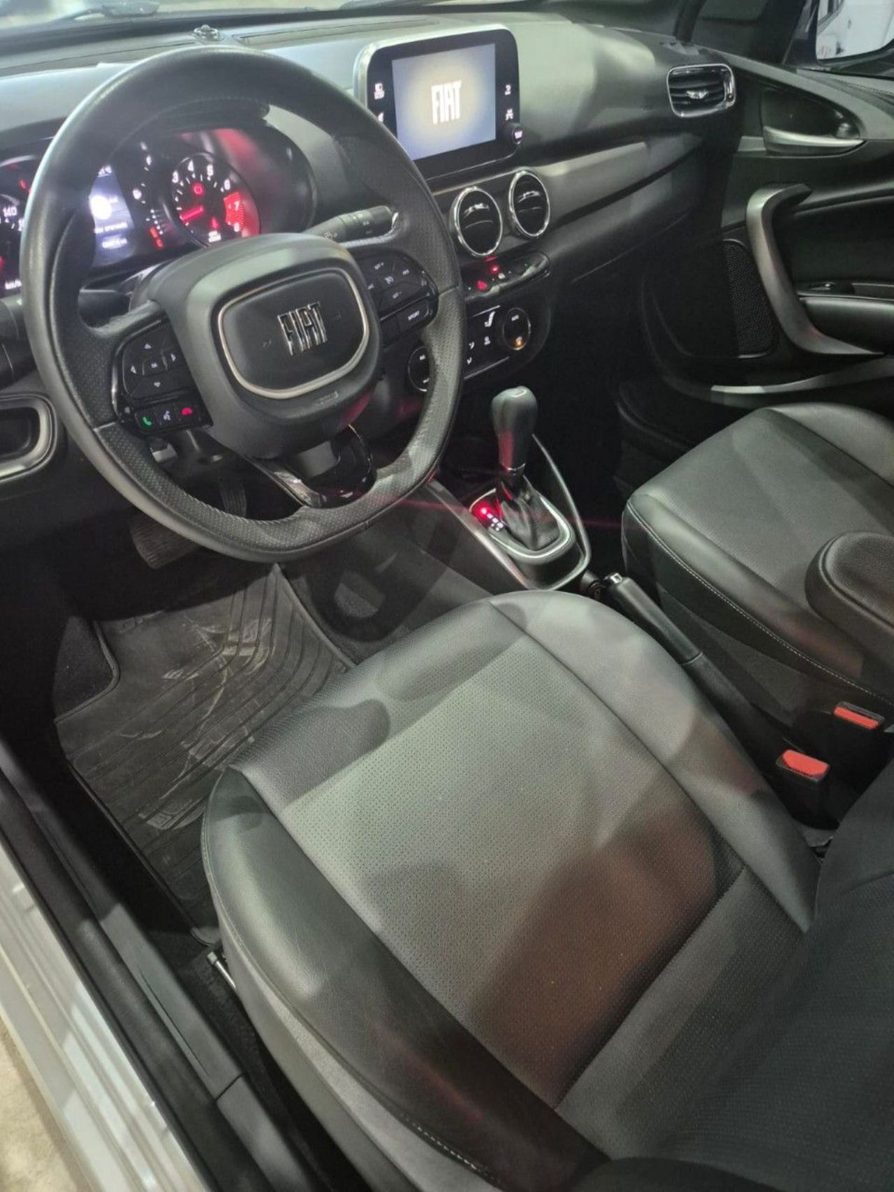 Fiat Cronos Usado en Mendoza, deRuedas