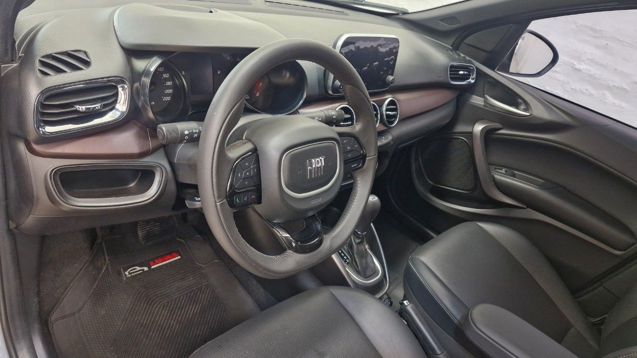 Fiat Cronos Usado Financiado en Mendoza, deRuedas