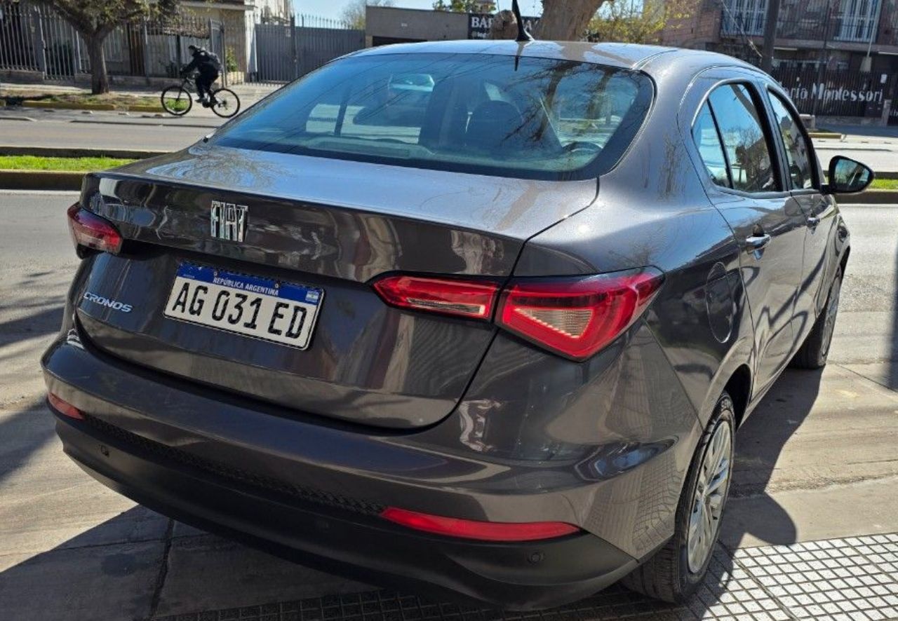 Fiat Cronos Usado Financiado en Mendoza, deRuedas