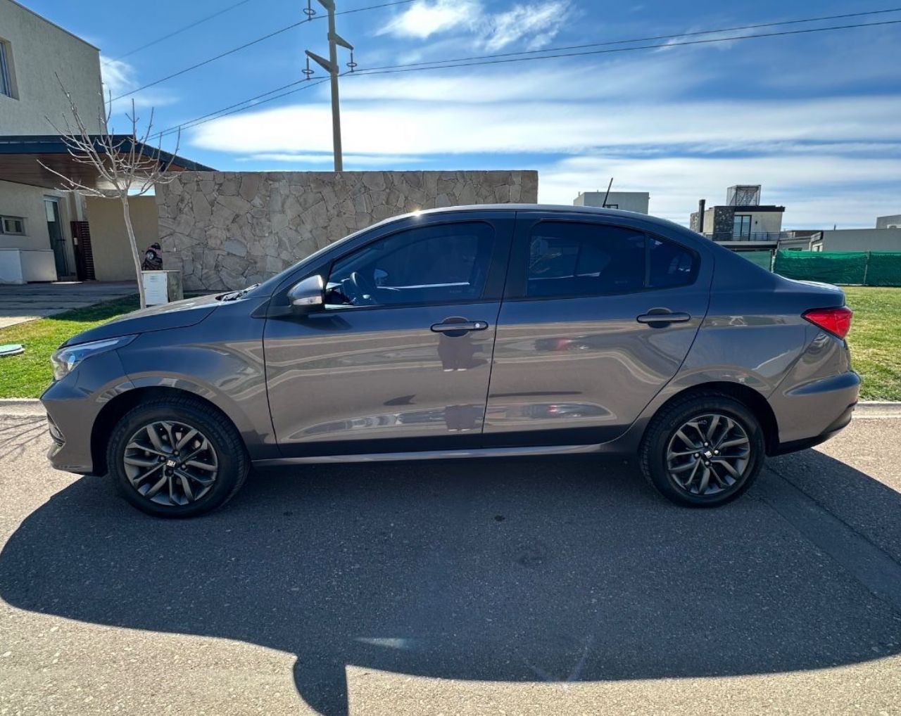 Fiat Cronos Usado en Mendoza, deRuedas