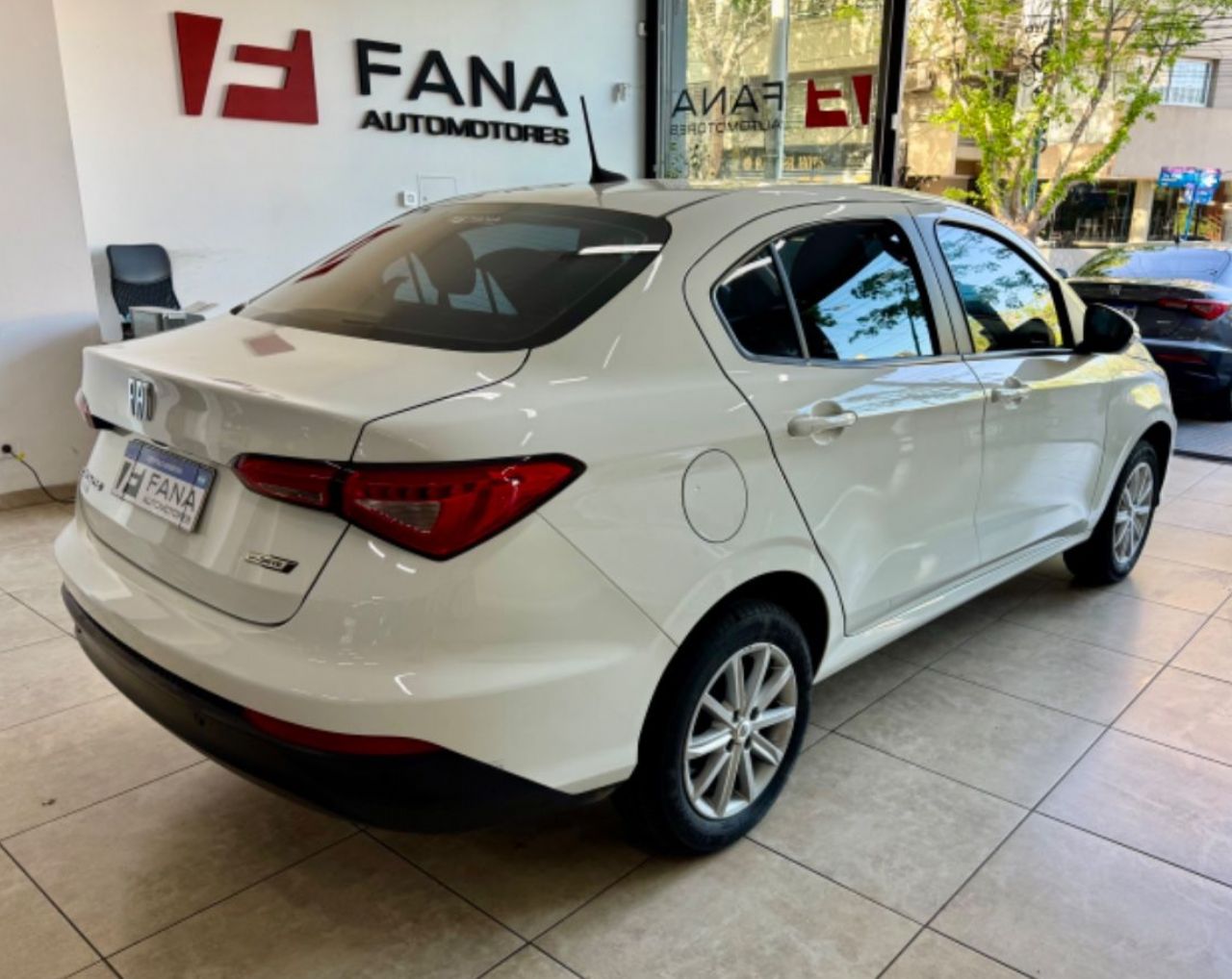 Fiat Cronos Usado Financiado en Mendoza, deRuedas