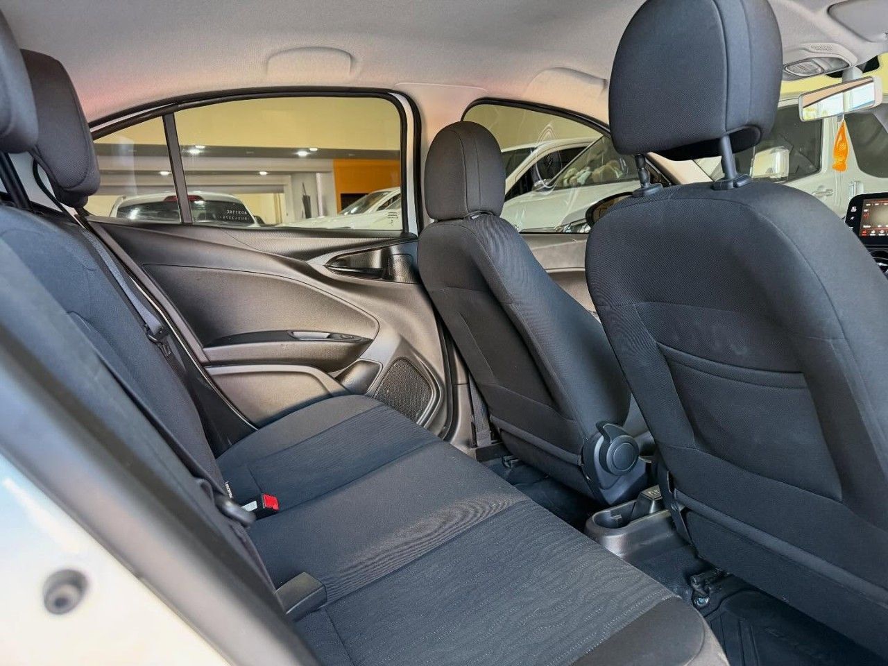 Fiat Cronos Usado Financiado en San Juan, deRuedas