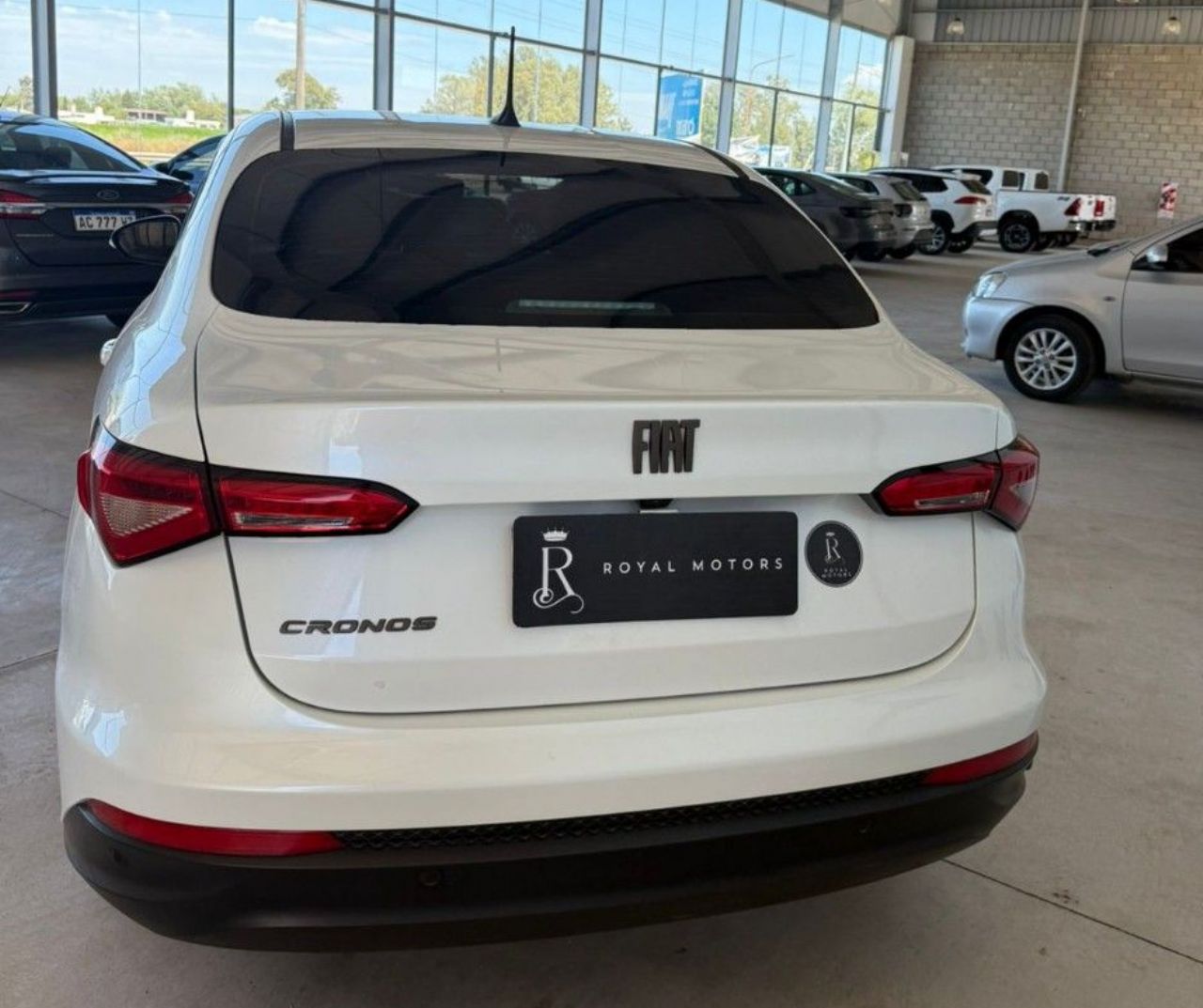 Fiat Cronos Usado en Santa Fe, deRuedas