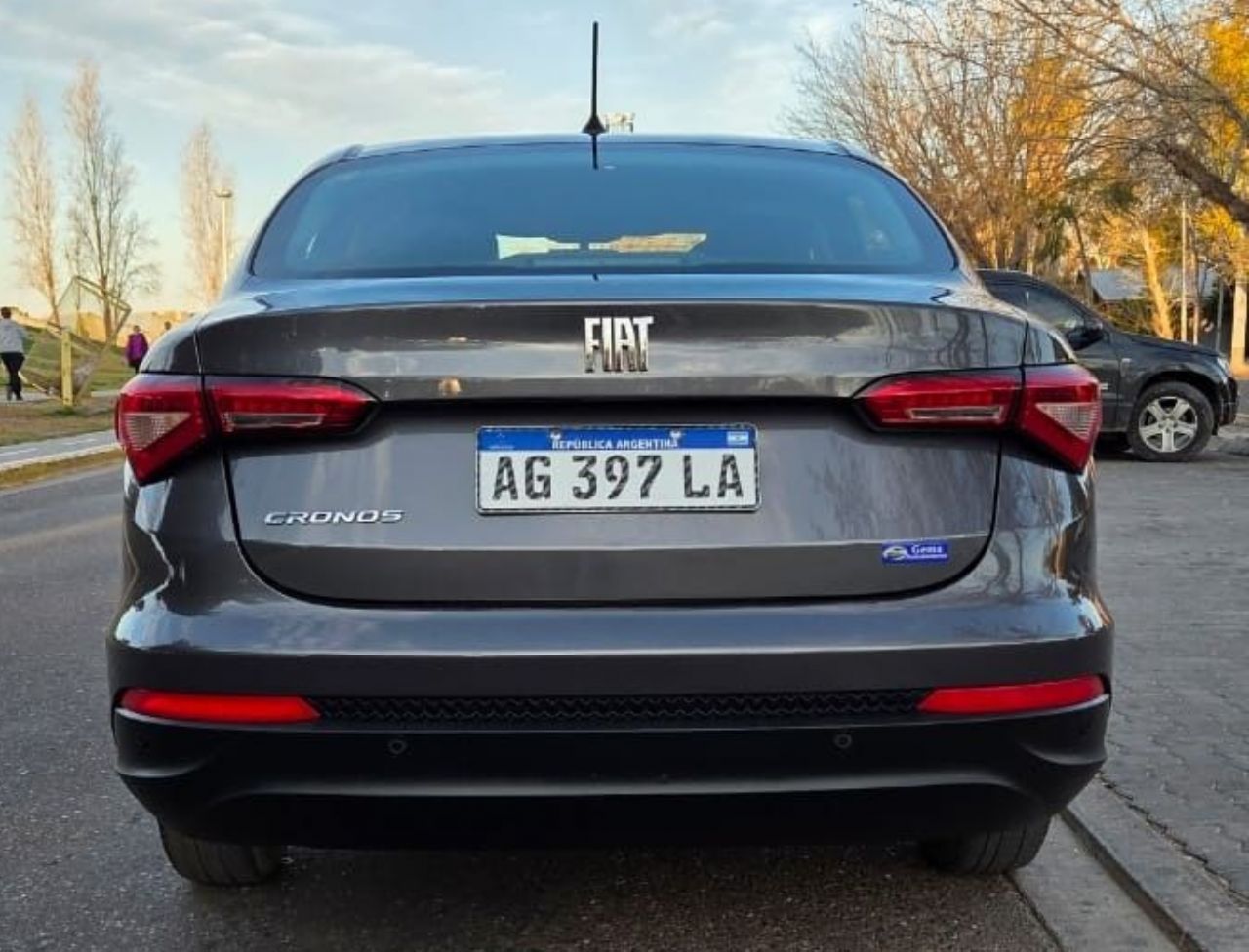 Fiat Cronos Usado Financiado en Mendoza, deRuedas