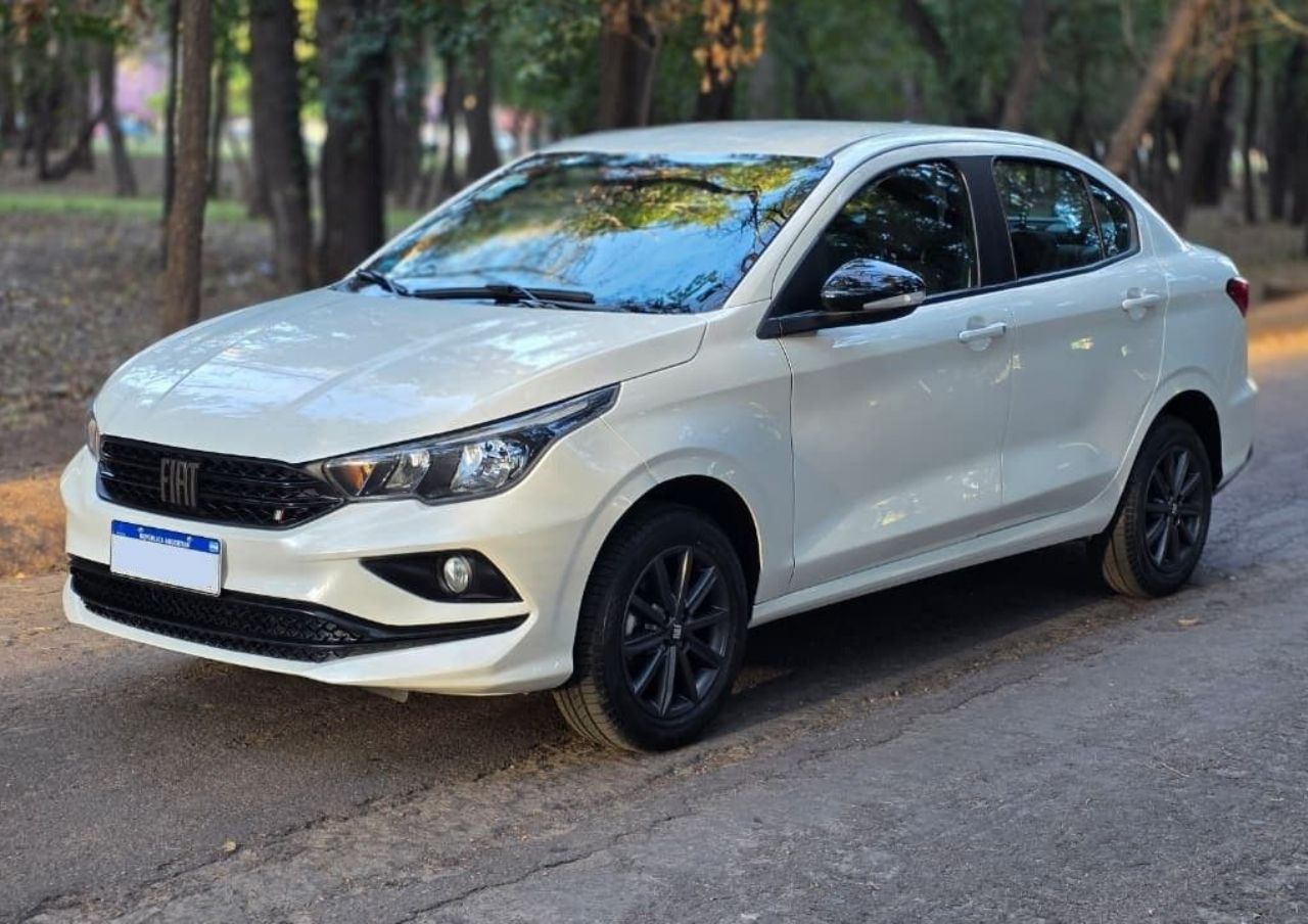 Fiat Cronos Usado Financiado en Mendoza, deRuedas