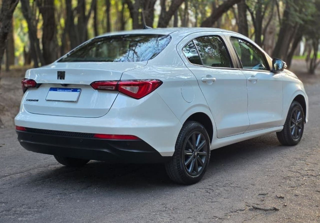 Fiat Cronos Usado Financiado en Mendoza, deRuedas
