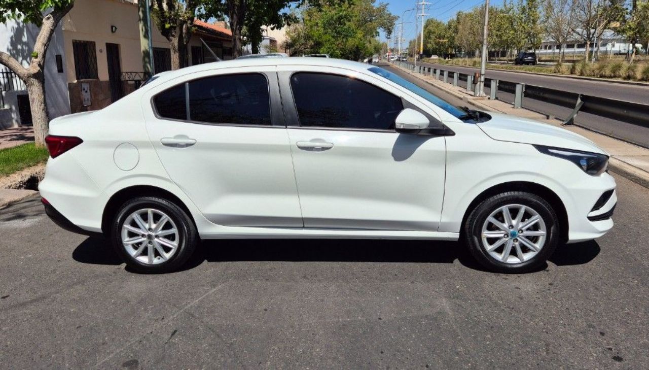 Fiat Cronos Usado Financiado en Mendoza, deRuedas